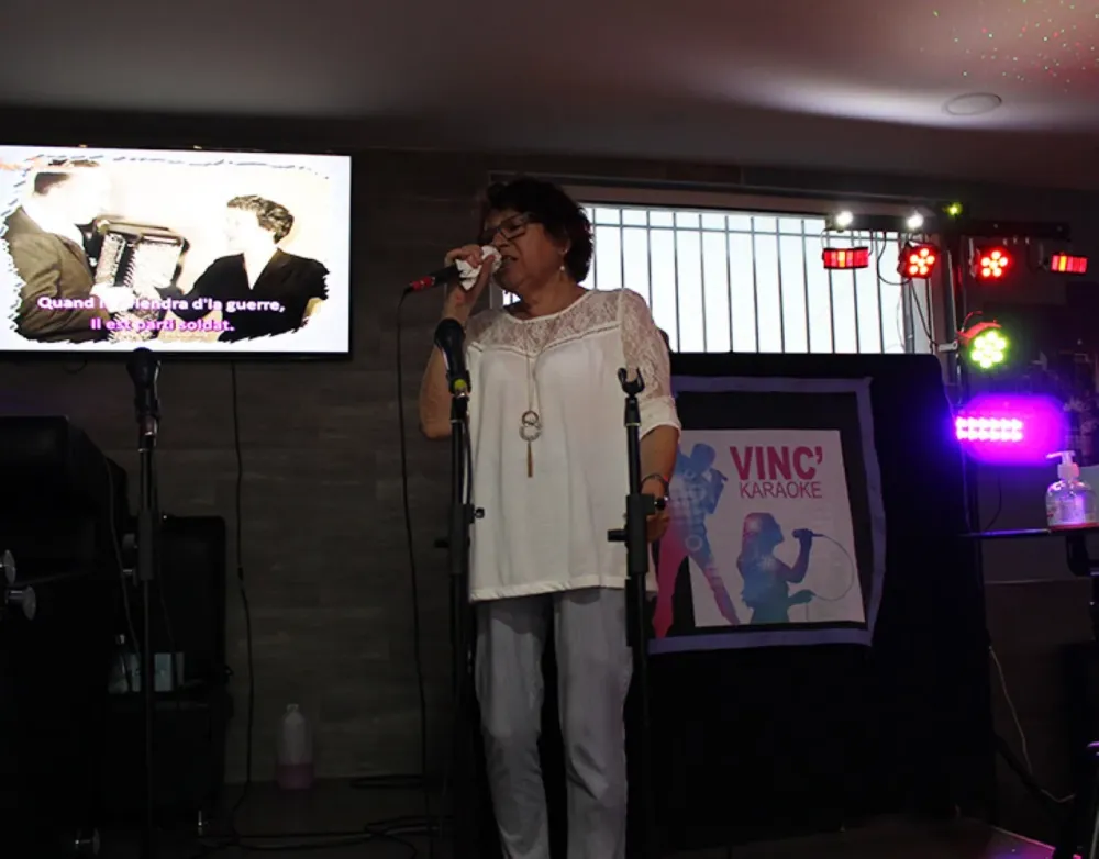 Homme qui chante